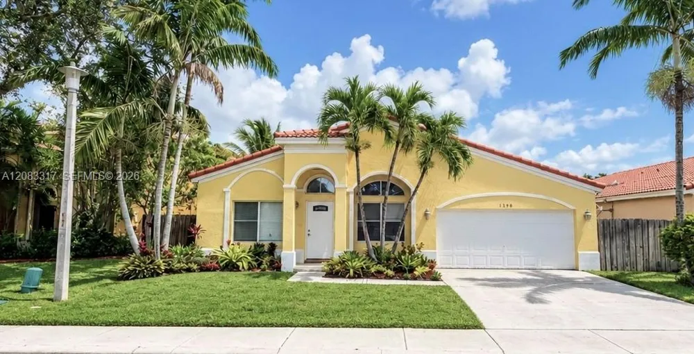 1738 SW 108th Way Davie, FL 33324