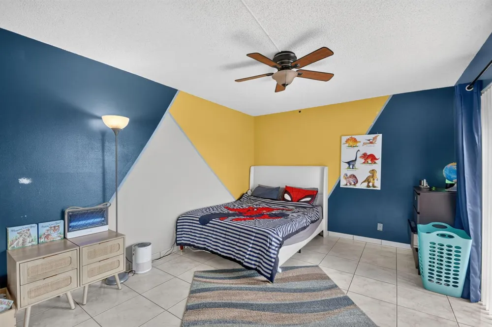 322 Lake Arbor Drive Palm Springs, FL 33461