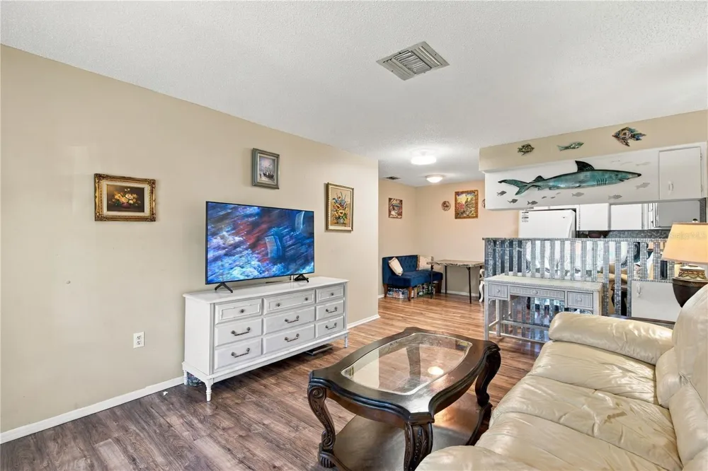 4359 TAHITIAN GARDENS CIRCLE #B Holiday, FL 34691