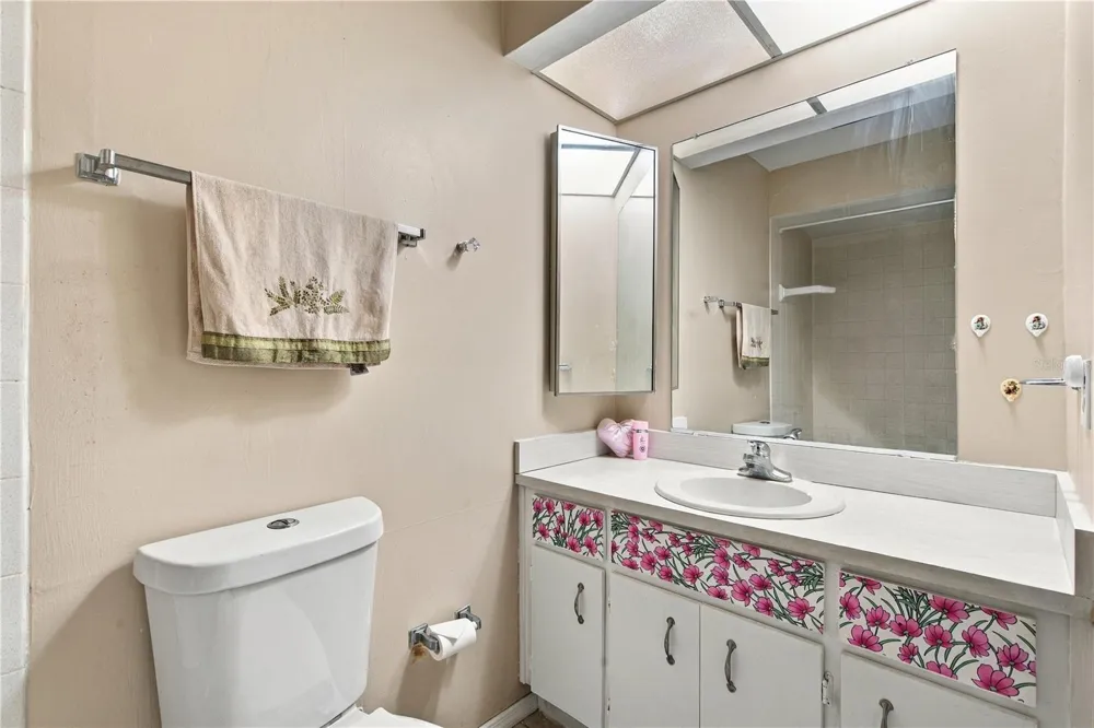 4359 TAHITIAN GARDENS CIRCLE #B Holiday, FL 34691