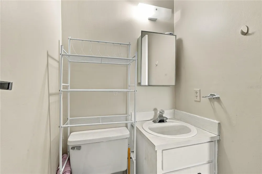 4359 TAHITIAN GARDENS CIRCLE #B Holiday, FL 34691