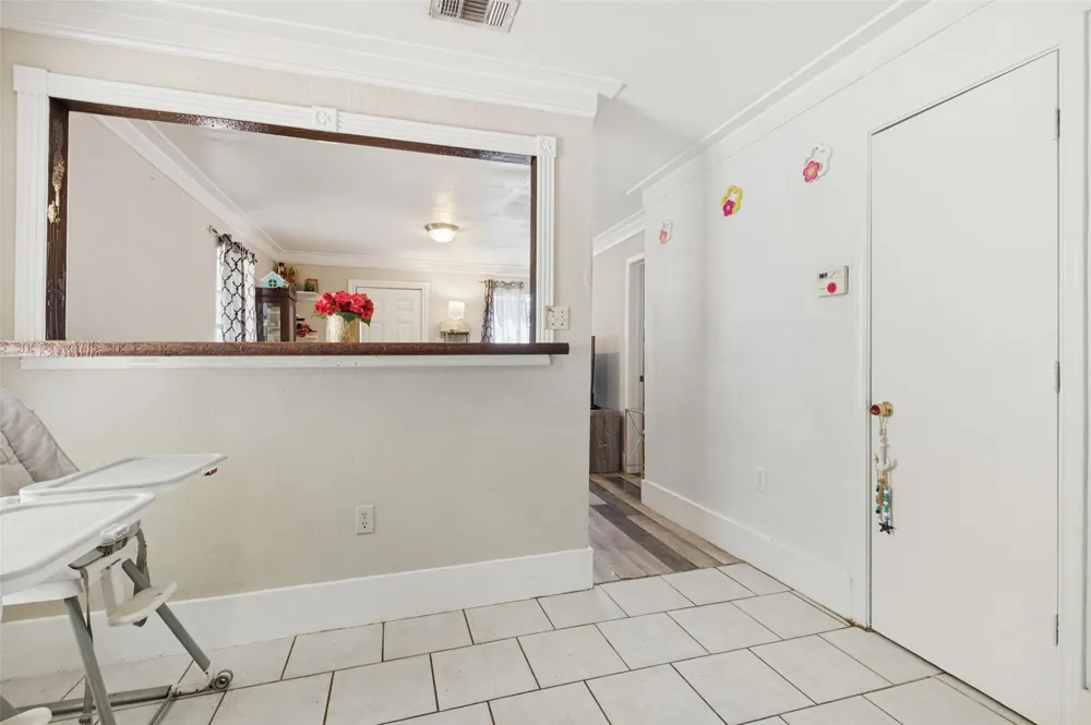 2421 Boyd Street Dallas, TX 75224