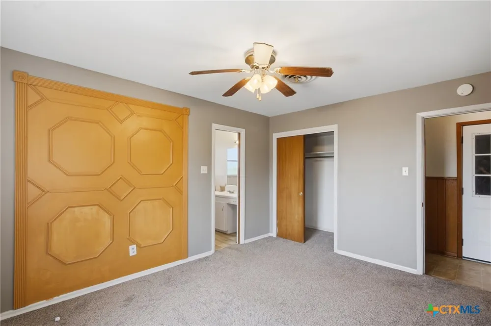 7287 Hanselman Road Victoria, TX 77905
