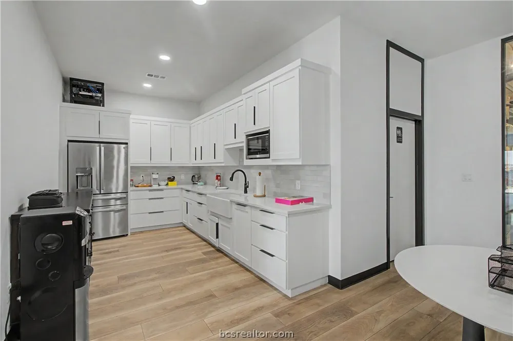 4036 Gulfstream Drive Bryan, TX 77808