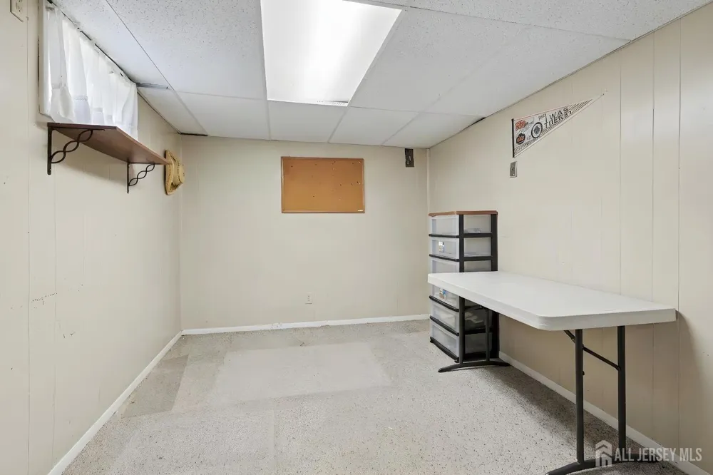 29 Joyce Place Sayreville, NJ 08859