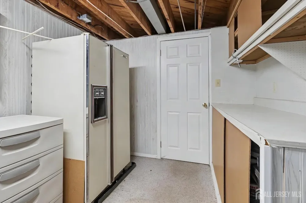 29 Joyce Place Sayreville, NJ 08859