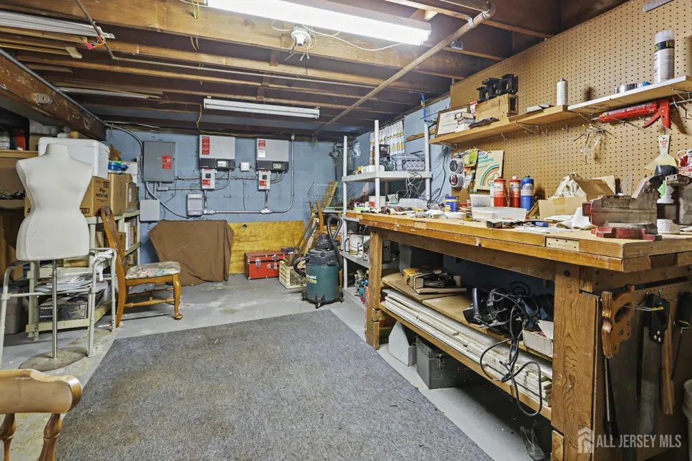 29 Joyce Place Sayreville, NJ 08859