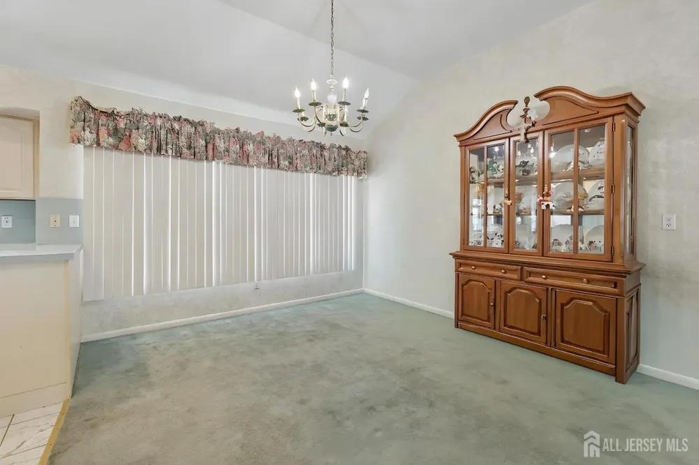 29 Joyce Place Sayreville, NJ 08859