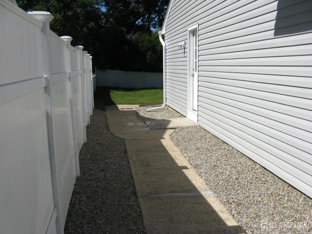 27 Violet Terrace Milltown, NJ 08850
