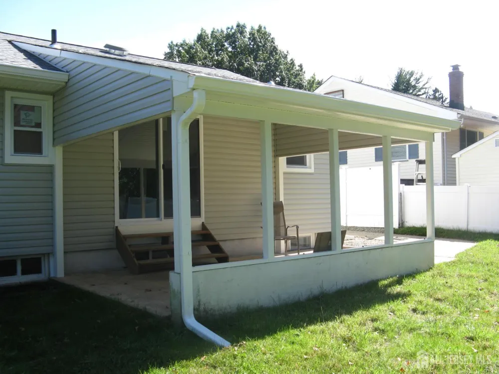 27 Violet Terrace Milltown, NJ 08850