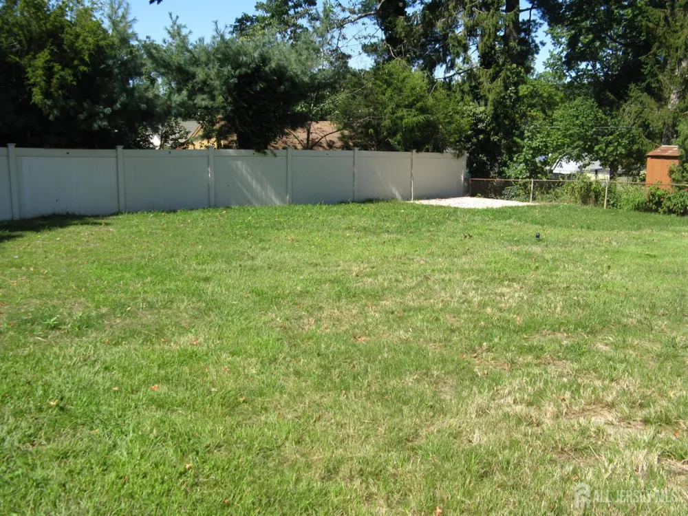 27 Violet Terrace Milltown, NJ 08850