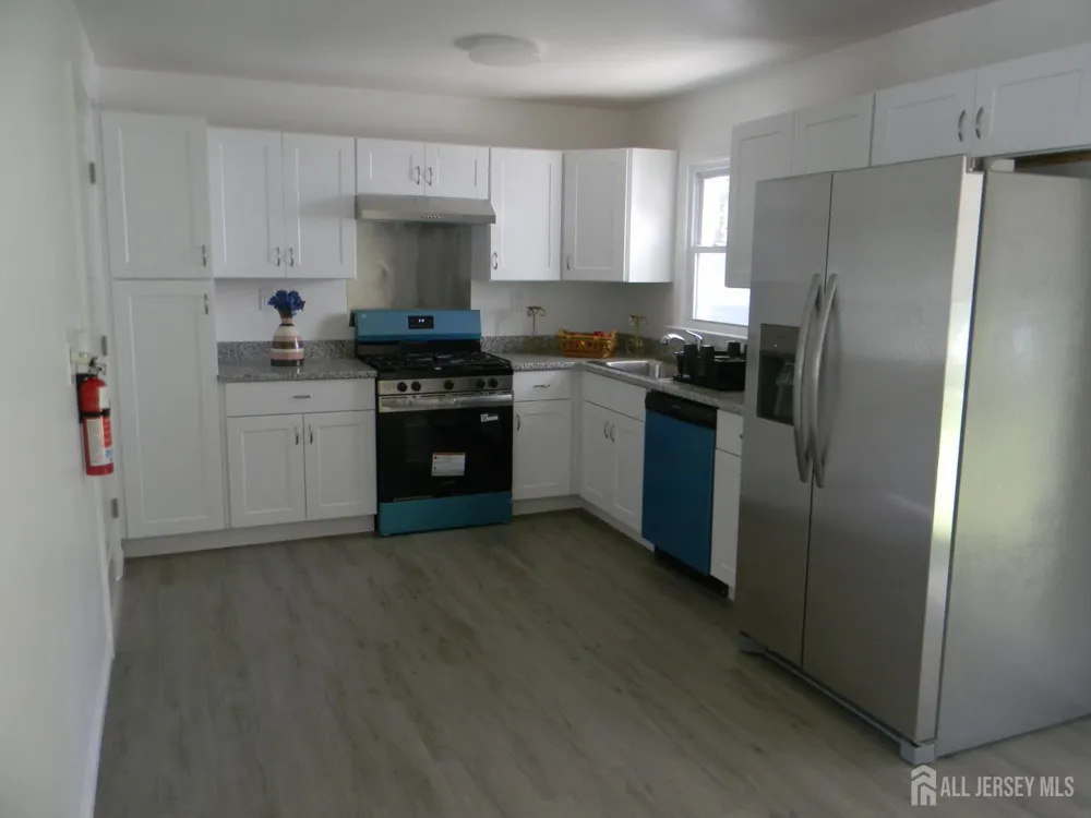 27 Violet Terrace Milltown, NJ 08850