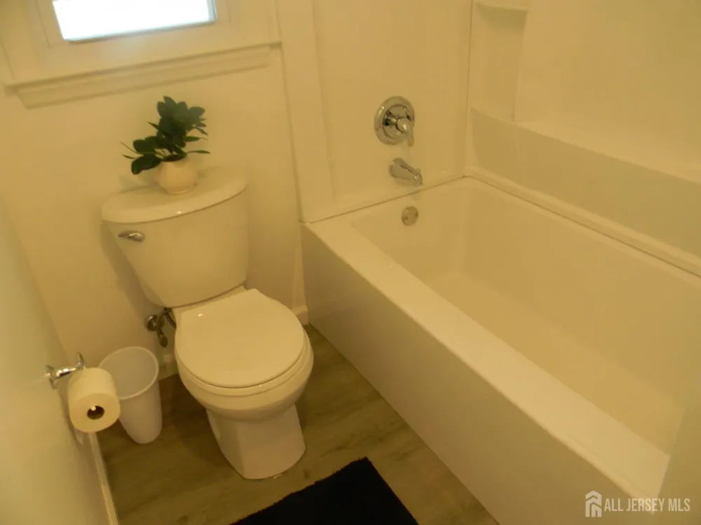 27 Violet Terrace Milltown, NJ 08850