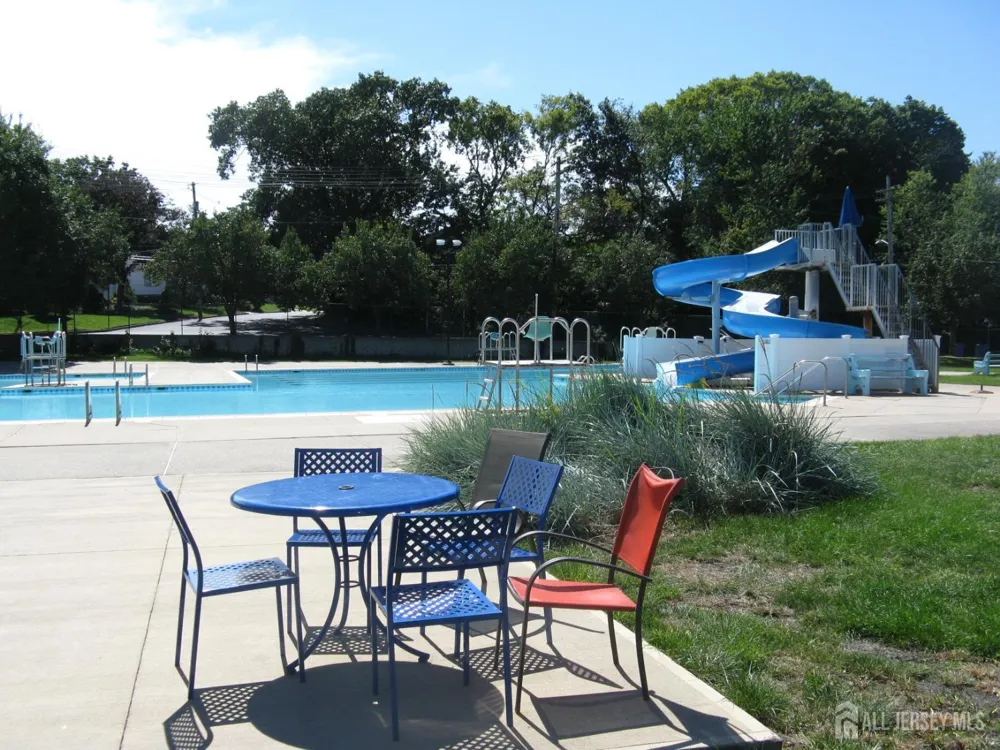 27 Violet Terrace Milltown, NJ 08850