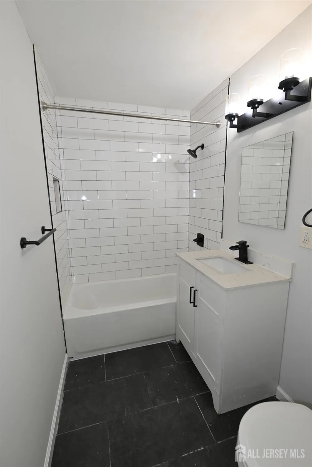 271 College Drive Edison, NJ 08817
