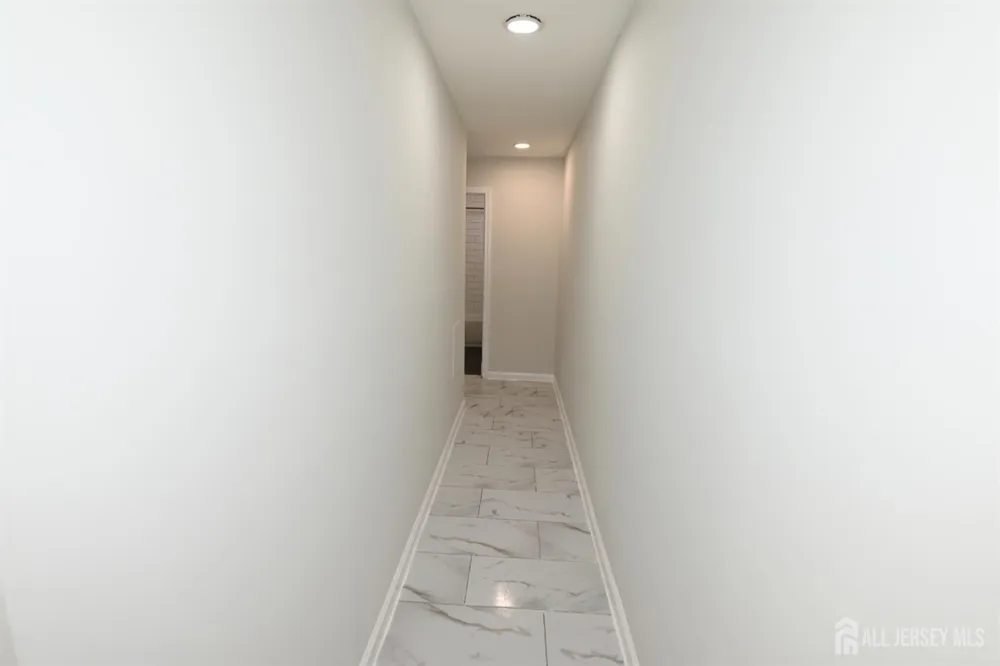 271 College Drive Edison, NJ 08817