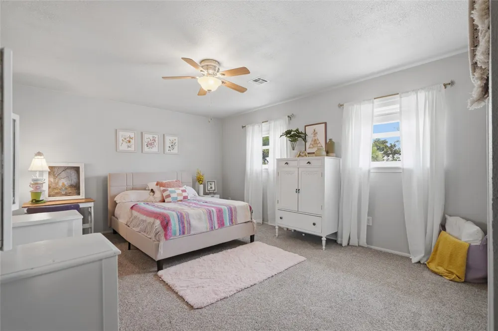 4231 Hillside Drive Sapulpa, OK 74066
