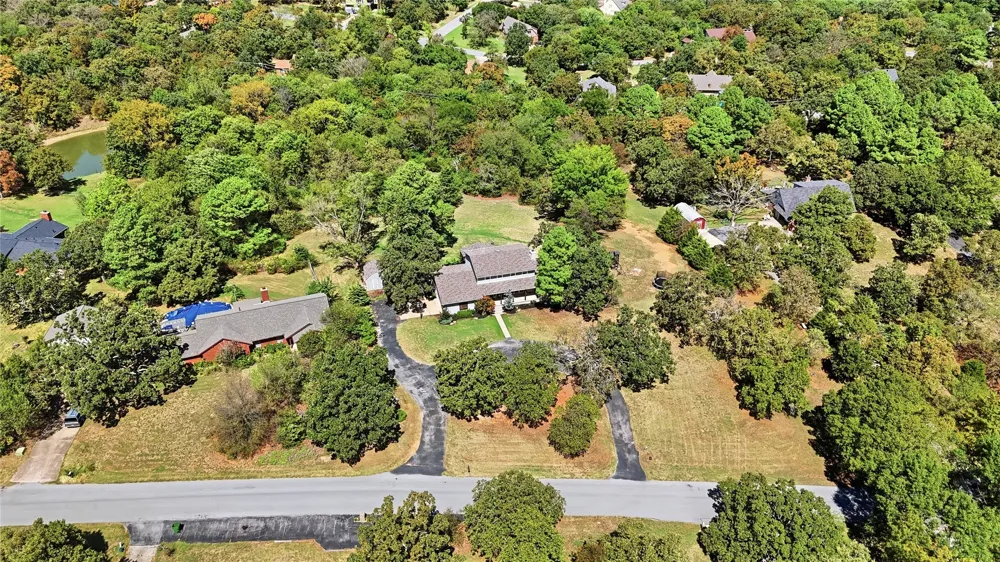 4231 Hillside Drive Sapulpa, OK 74066