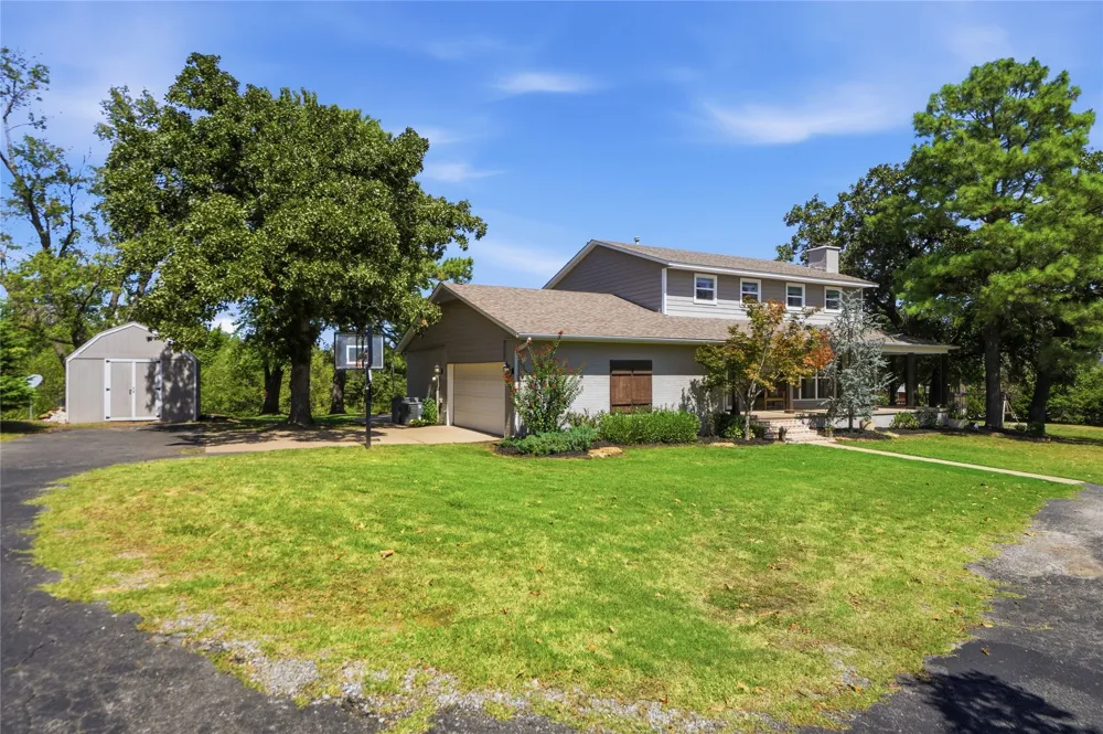 4231 Hillside Drive Sapulpa, OK 74066