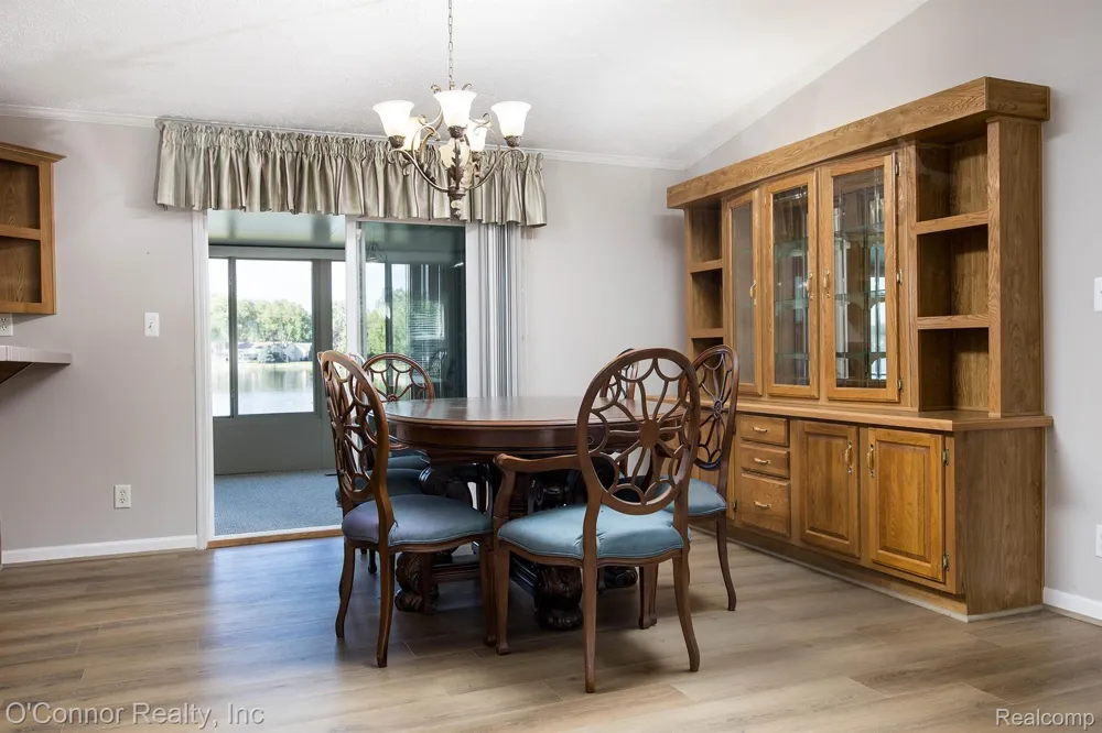 598 Trout Lake Court Kimball Township, MI 48074