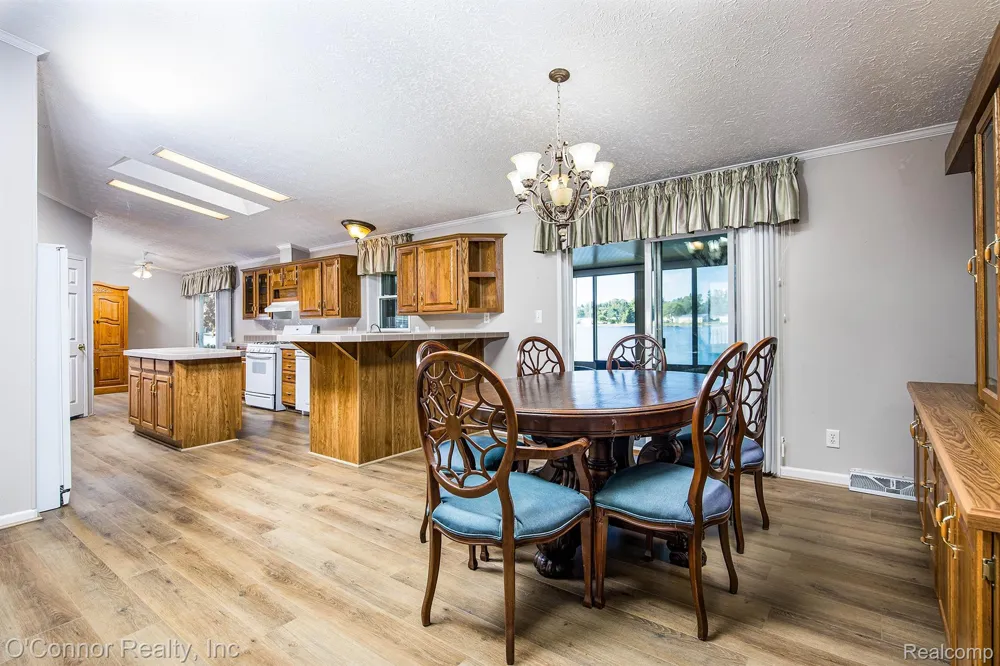 598 Trout Lake Court Kimball Township, MI 48074