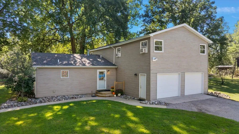 7842 Main Street Brooks Township, MI 49337