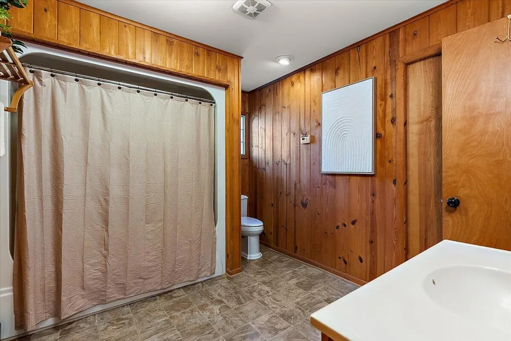 7842 Main Street Brooks Township, MI 49337