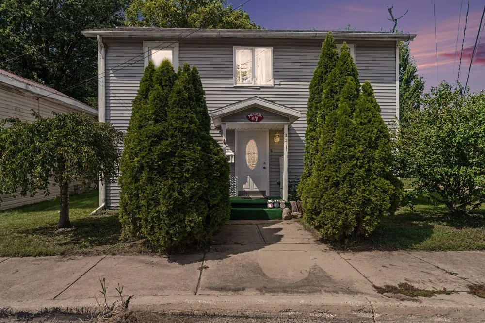 235 W 2nd Street Constantine Village, MI 49042