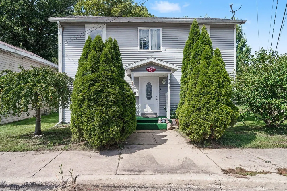 235 W 2nd Street Constantine Village, MI 49042