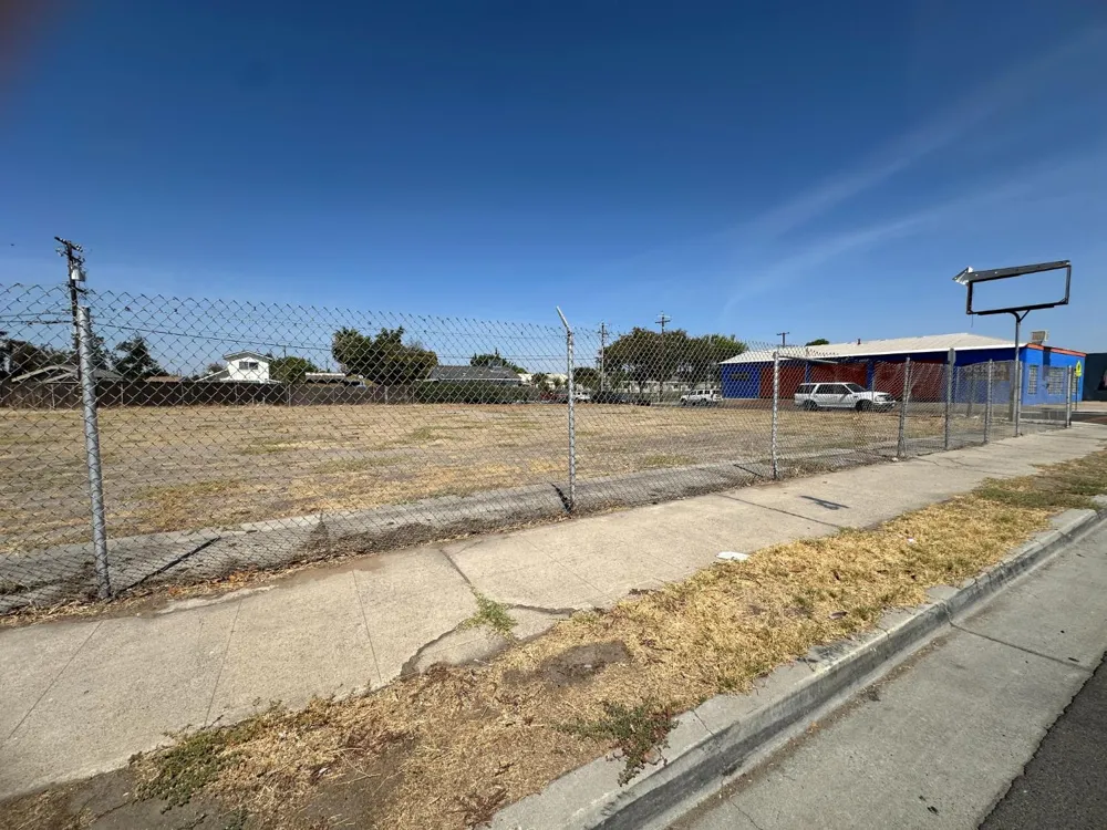 0 Belmont Fresno, CA 93702