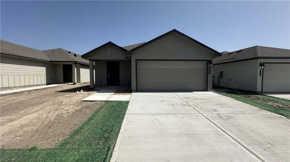 511 Meansville Drive Odem, TX 78370