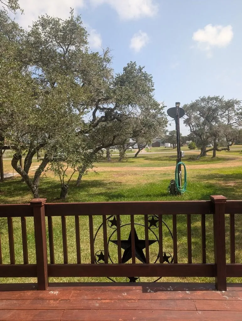 112 Cielo Vista Drive Rockport, TX 78382