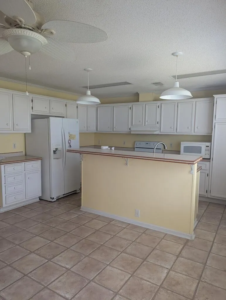 112 Cielo Vista Drive Rockport, TX 78382