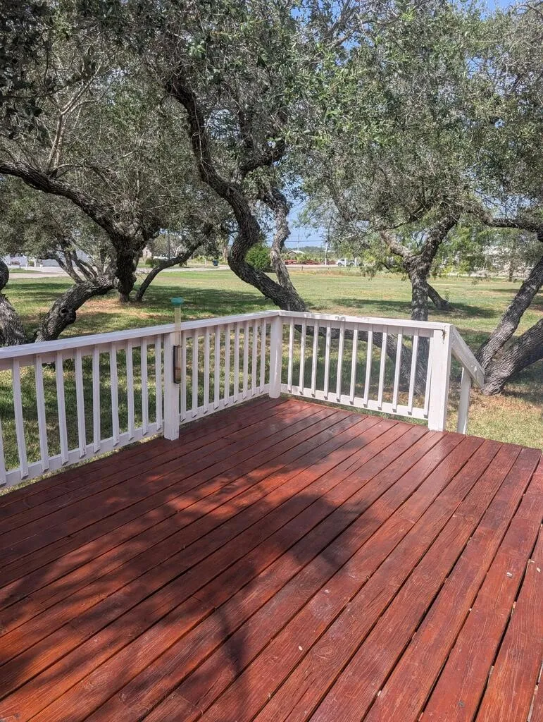 112 Cielo Vista Drive Rockport, TX 78382