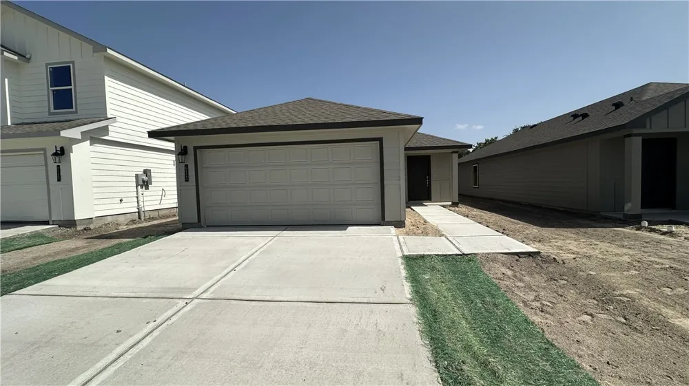 513 Meansville Drive Odem, TX 78370