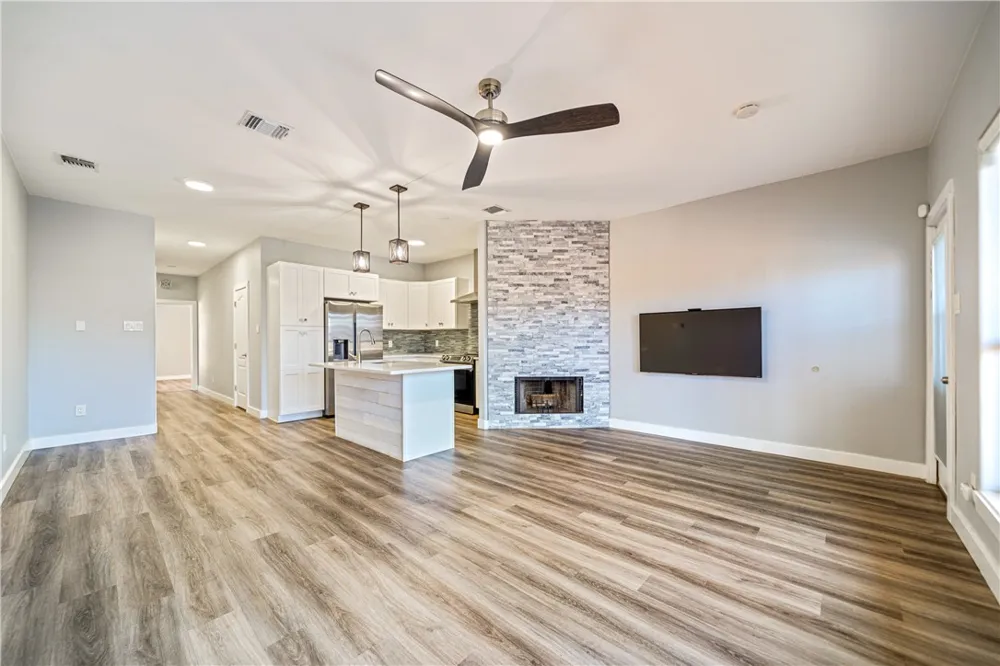 15433 Seamount Cay Court #4 Corpus Christi, TX 78418