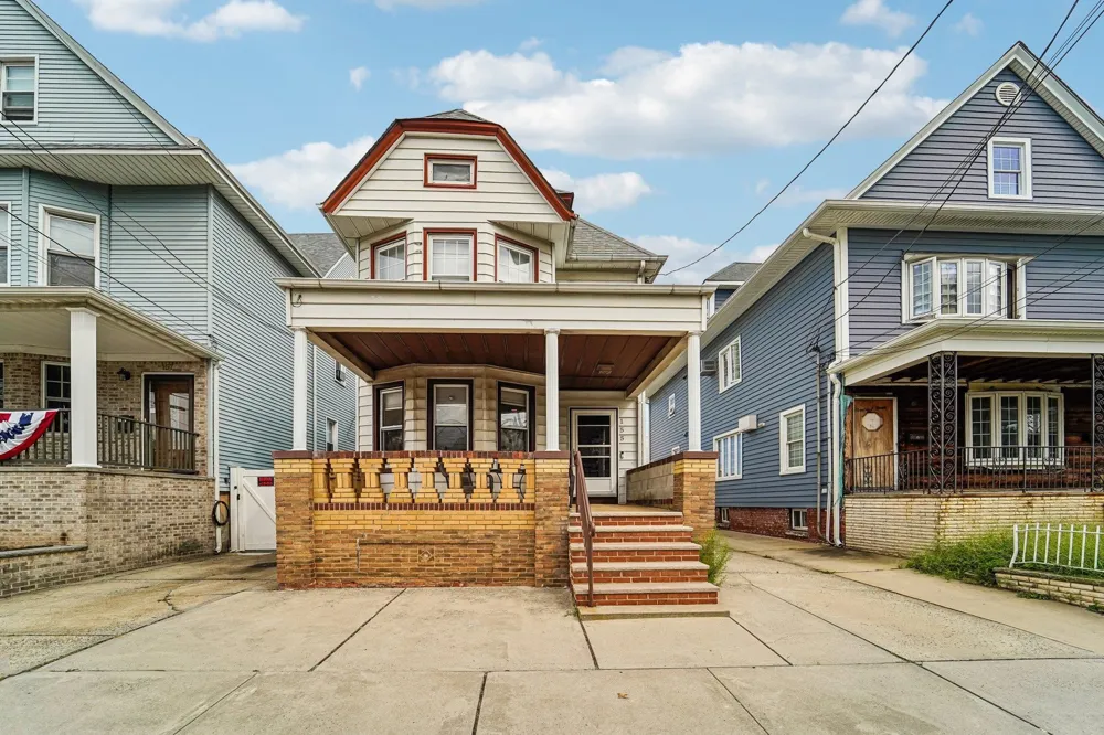 155 3RD ST Bayonne, NJ 07002
