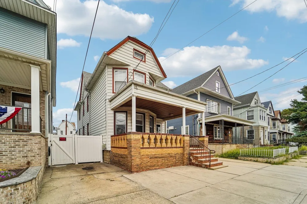 155 3RD ST Bayonne, NJ 07002