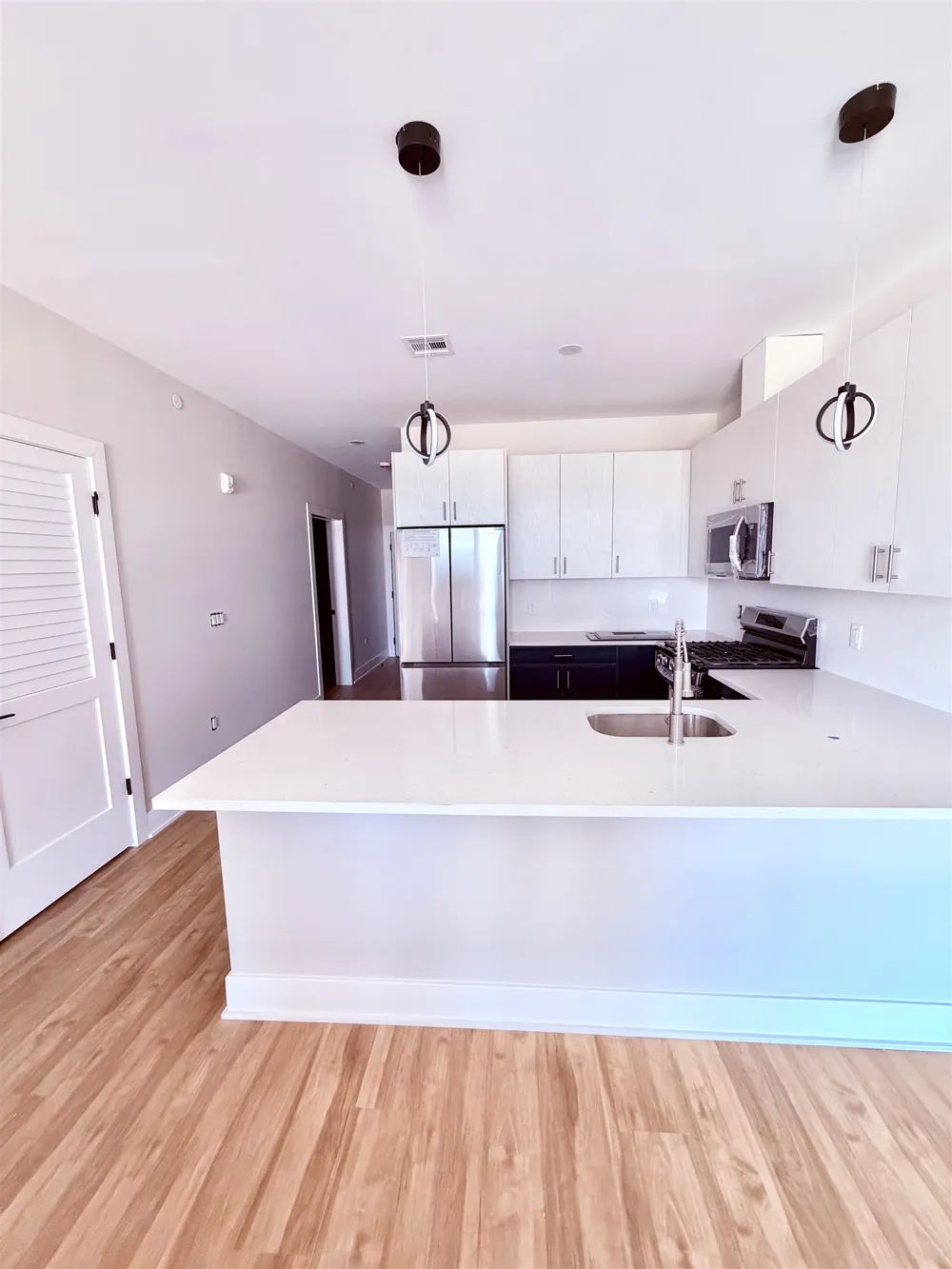 90 AVENUE E Bayonne, NJ 07002