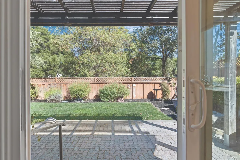 918 Ginkgo Place Windsor, CA 95492
