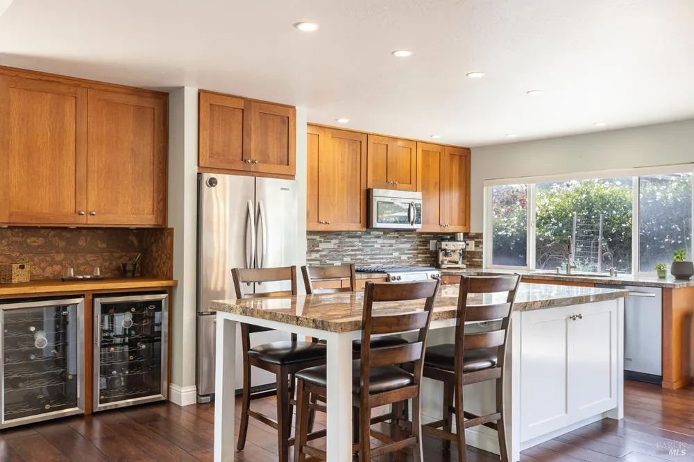 2491 Vine Hill Drive Napa, CA 94558