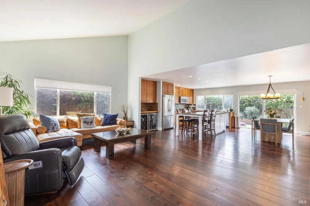 2491 Vine Hill Drive Napa, CA 94558