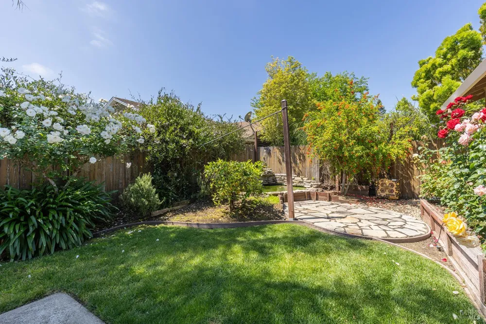 2491 Vine Hill Drive Napa, CA 94558