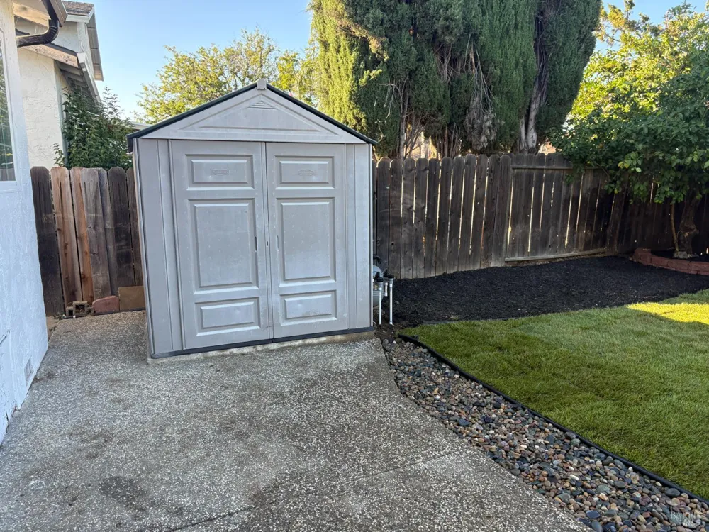 308 Plantation Way Vacaville, CA 95687