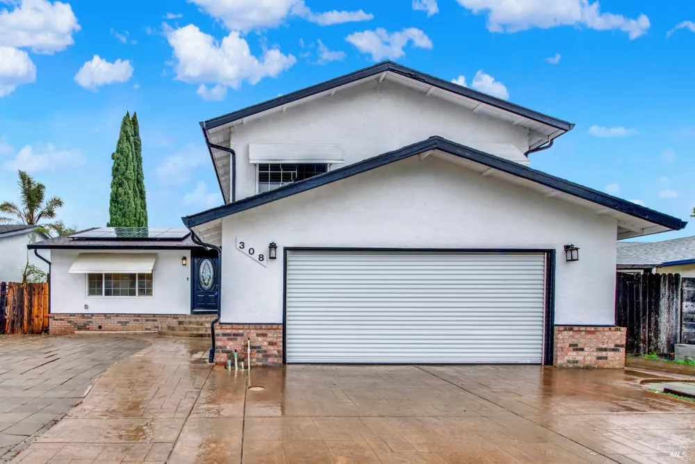 308 Plantation Way Vacaville, CA 95687