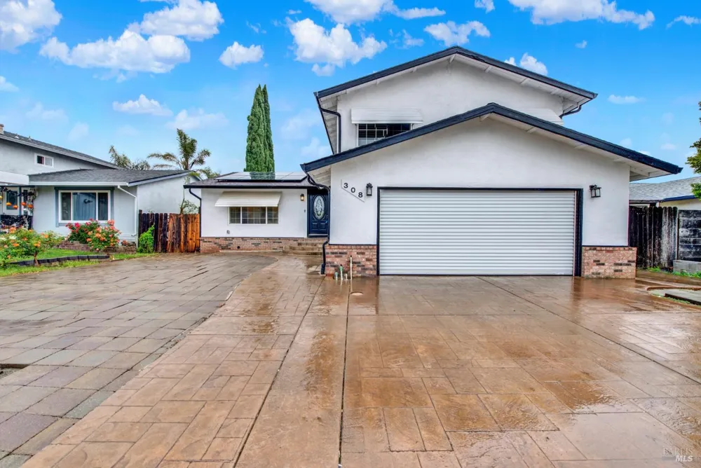 308 Plantation Way Vacaville, CA 95687