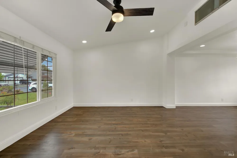 308 Plantation Way Vacaville, CA 95687