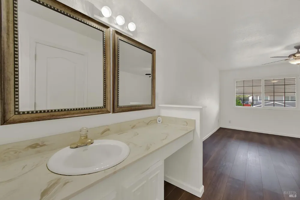 308 Plantation Way Vacaville, CA 95687