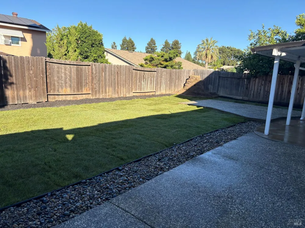 308 Plantation Way Vacaville, CA 95687