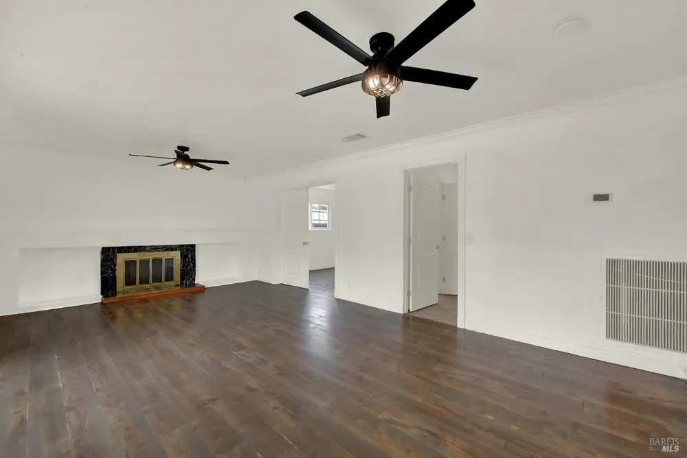 308 Plantation Way Vacaville, CA 95687